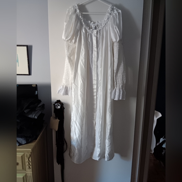 New SLEEPER White Silk Charmeuse Puff Sleeve Smocked Opera Dress XL - Picture 2 of 10